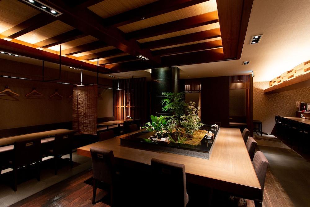 Hotel New Tanaka Ямаґучі Екстер'єр фото
