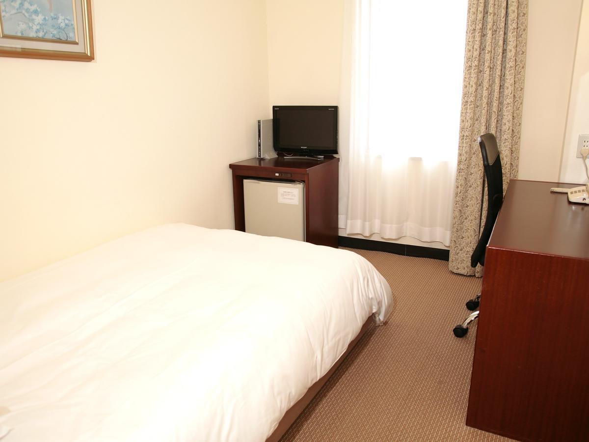 Hotel New Tanaka Ямаґучі Екстер'єр фото